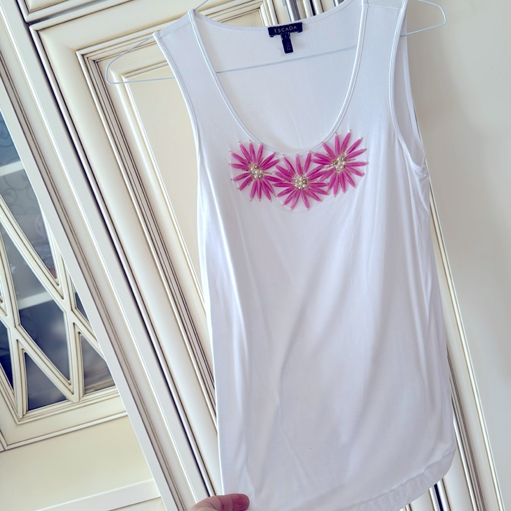 Escada top , size S.